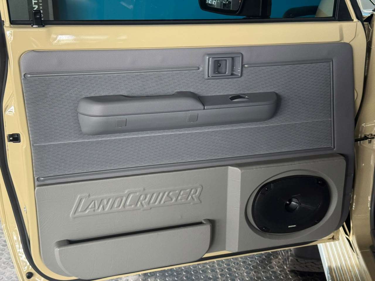 2026 Toyota Land Cruiser 79 image 16