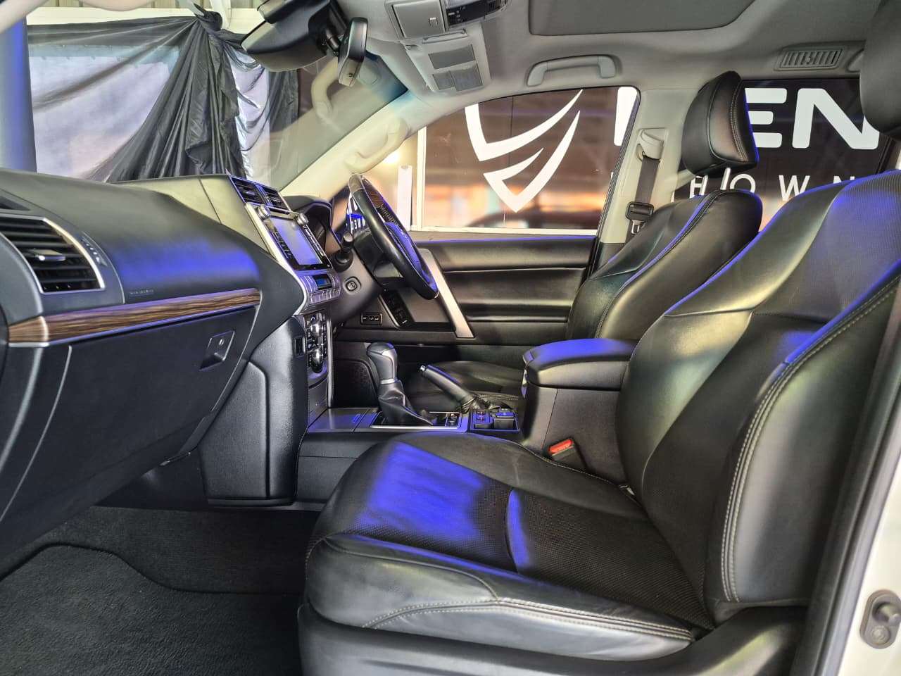 2019 Toyota Prado image 12