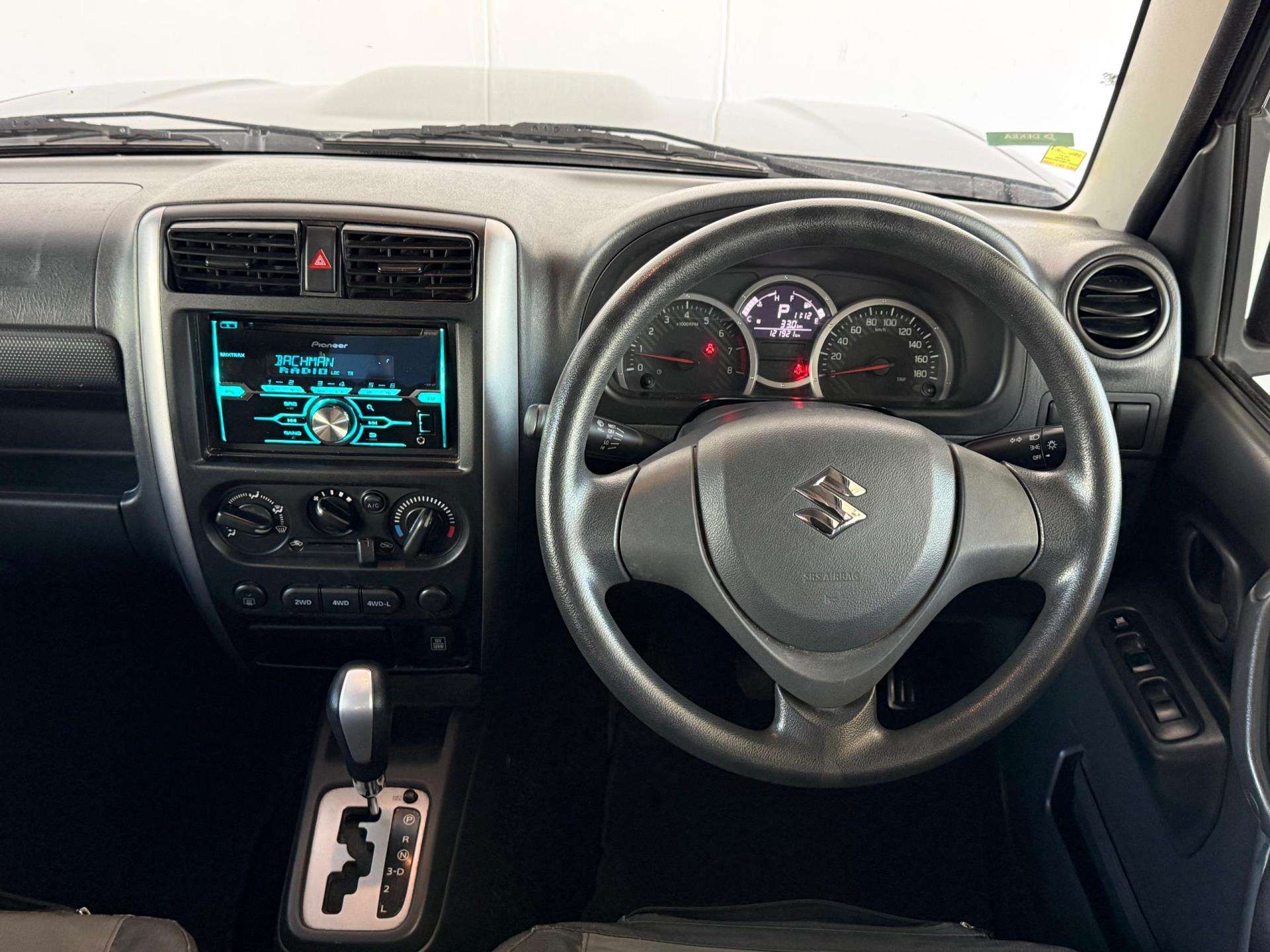 2016 Suzuki Jimny image 13