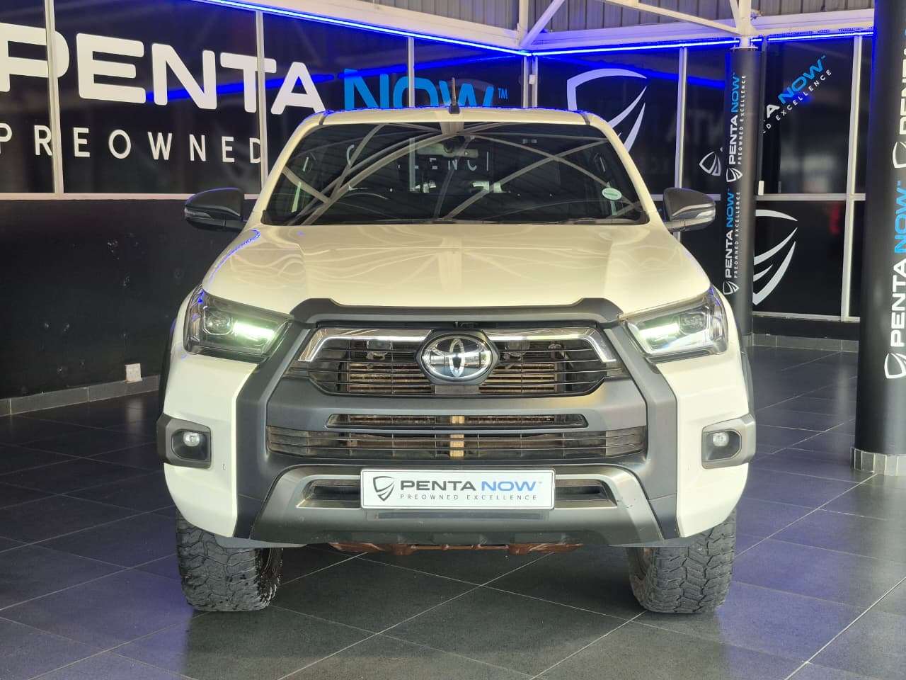 2025 Toyota Hilux image 2