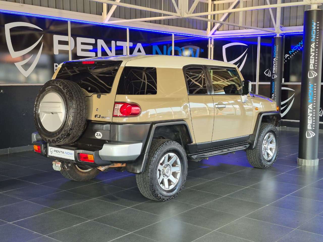 2018 Toyota Fj Cruiser image 6
