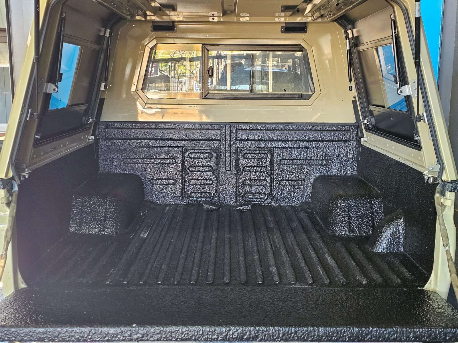 2023 Toyota Land Cruiser image 8