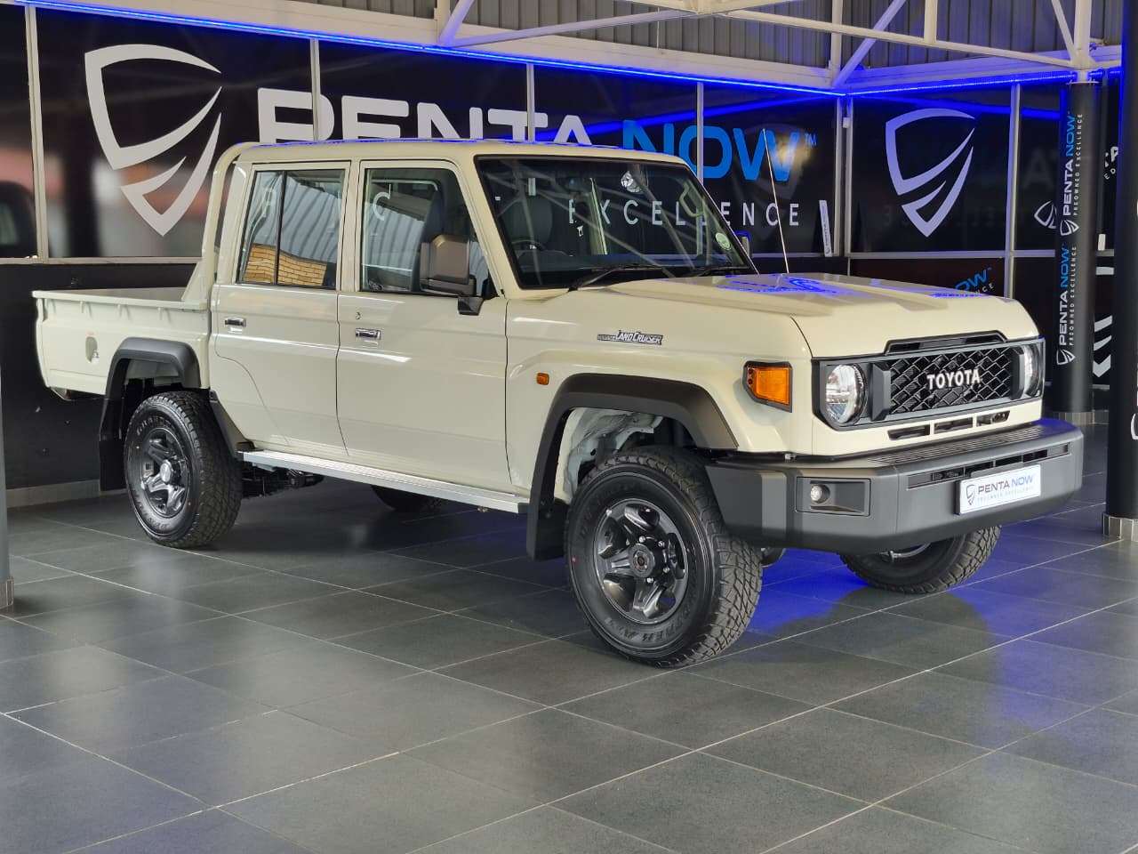 2026 Toyota Land Cruiser 79 image 3