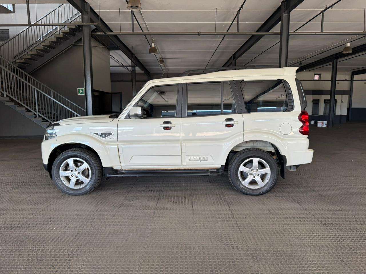 2022 Mahindra Scorpio image 2