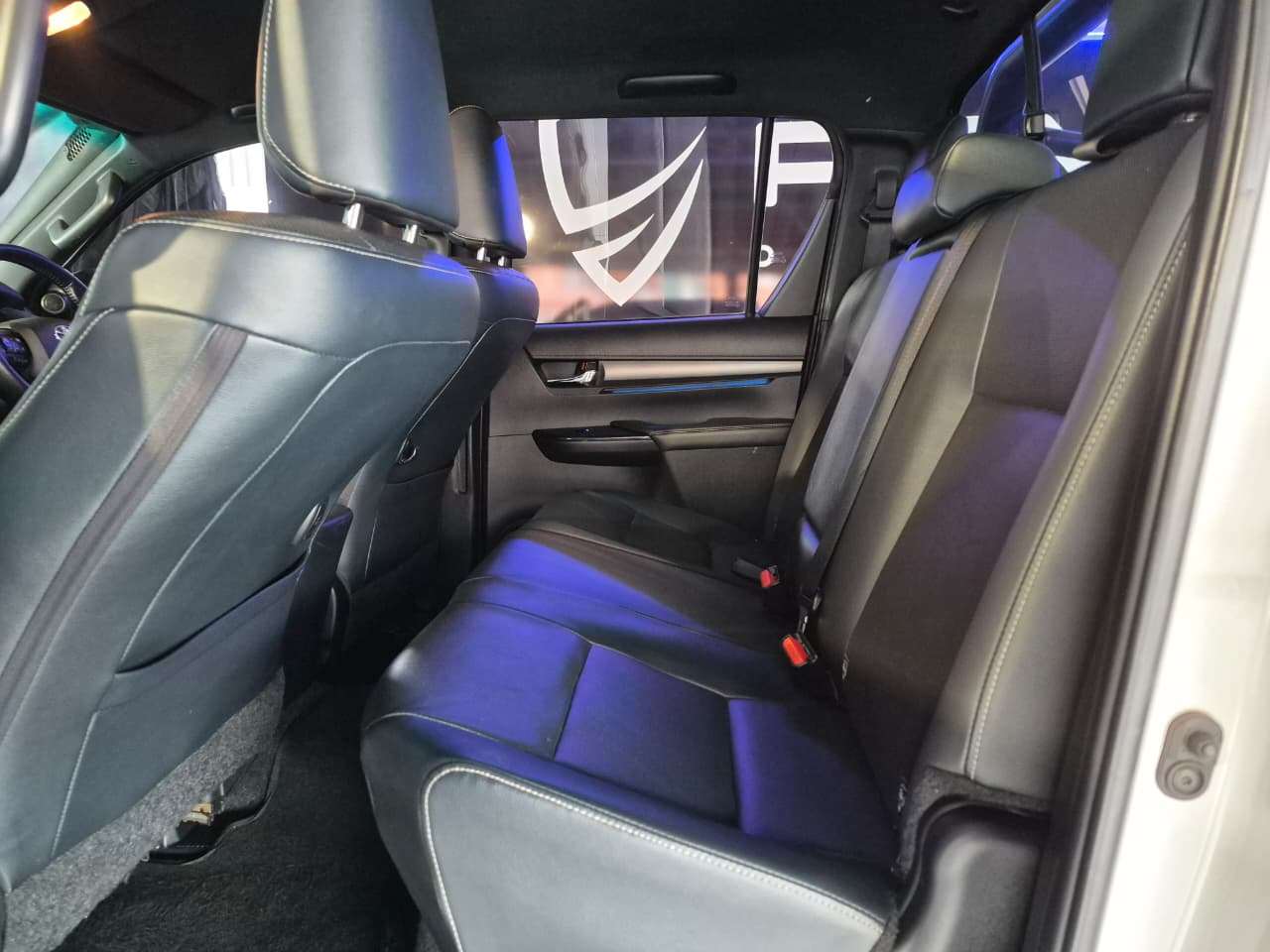 2021 Toyota Hilux image 13