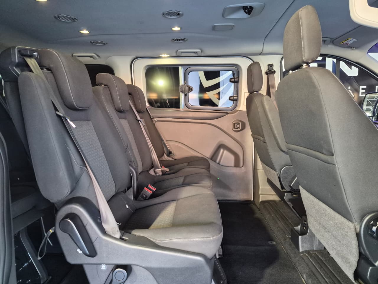 2023 Ford Tourneo image 15