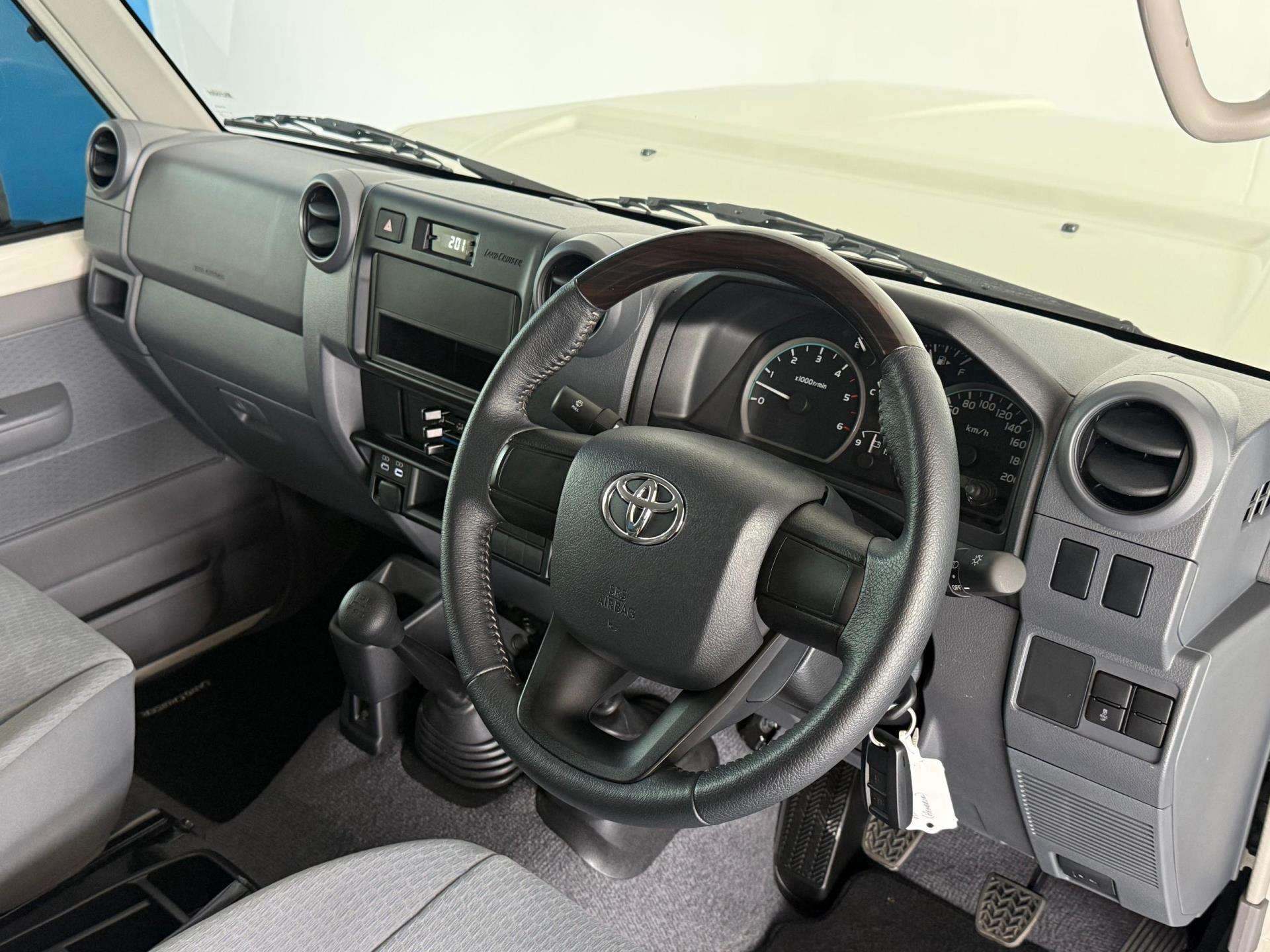 2026 Toyota Landcruiser image 11