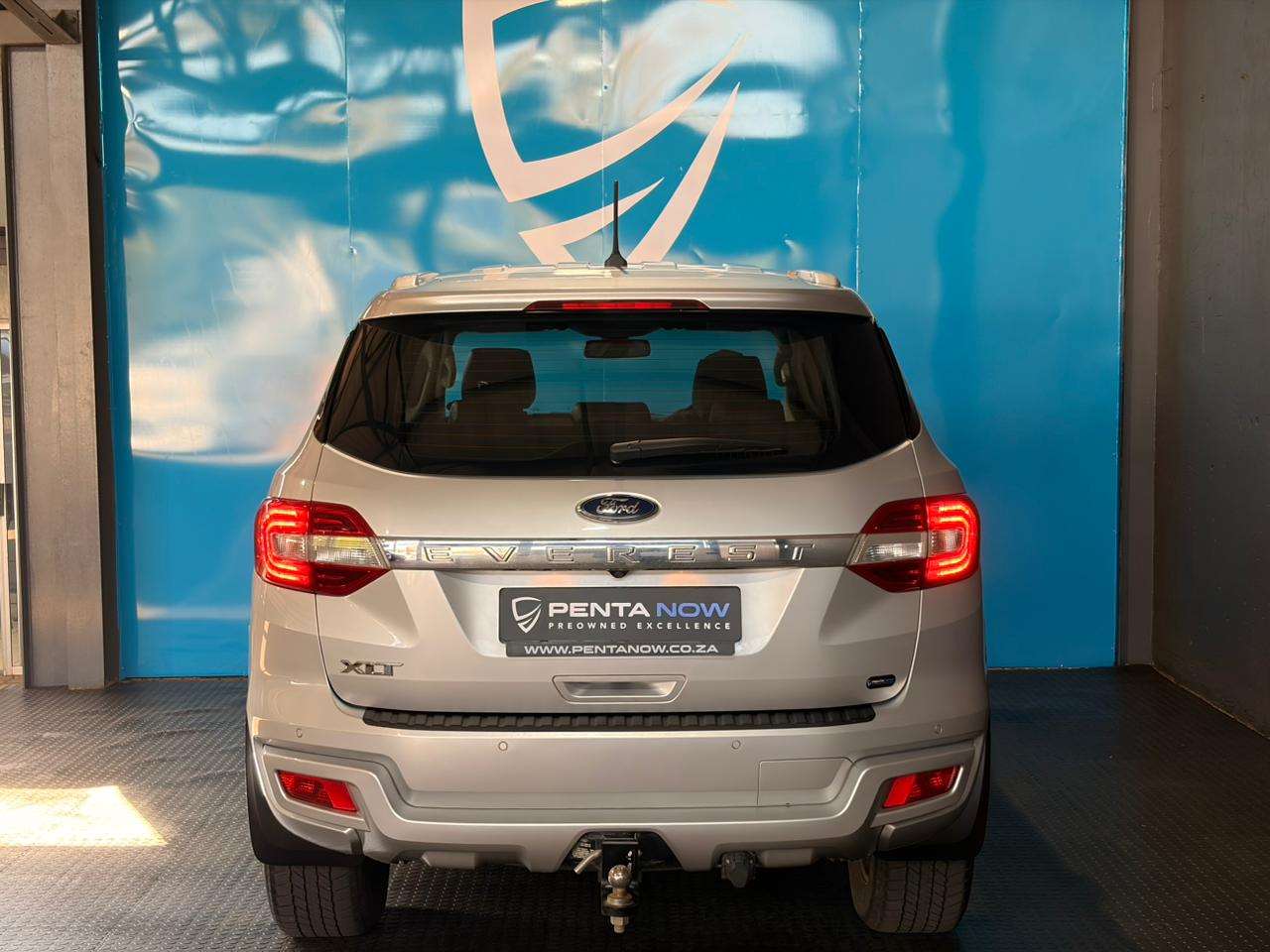 2018 Ford Everest image 4