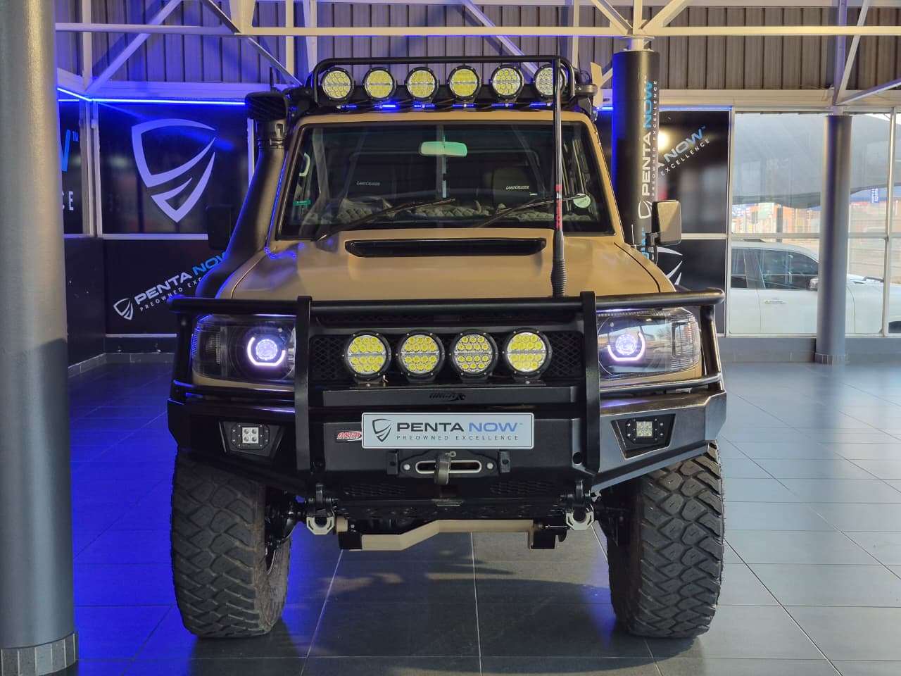 2021 Toyota Land Cruiser image 2
