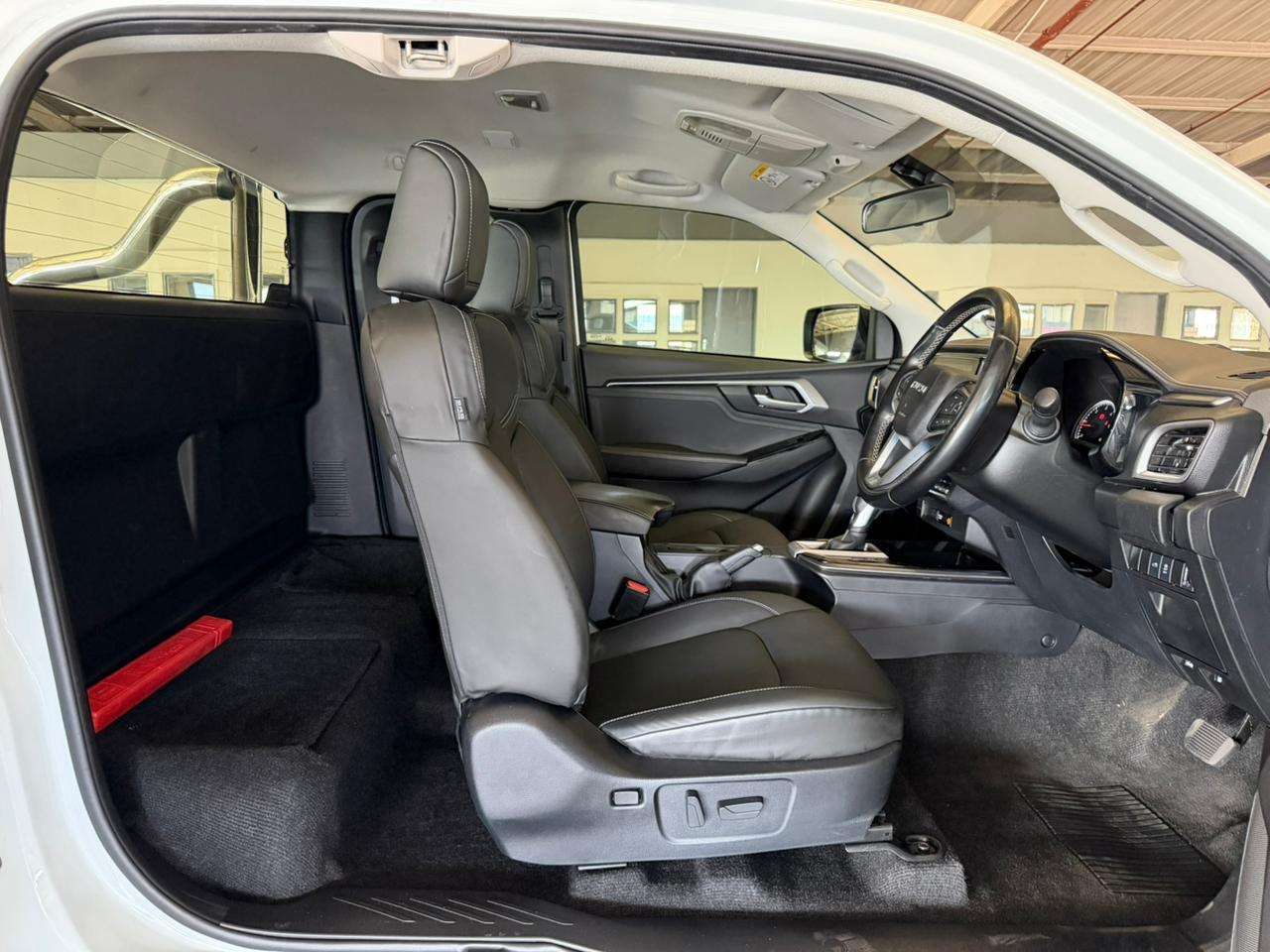 2024 Isuzu D-max image 10