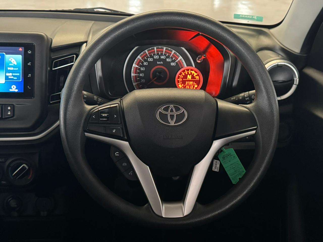 2024 Toyota Vitz image 15