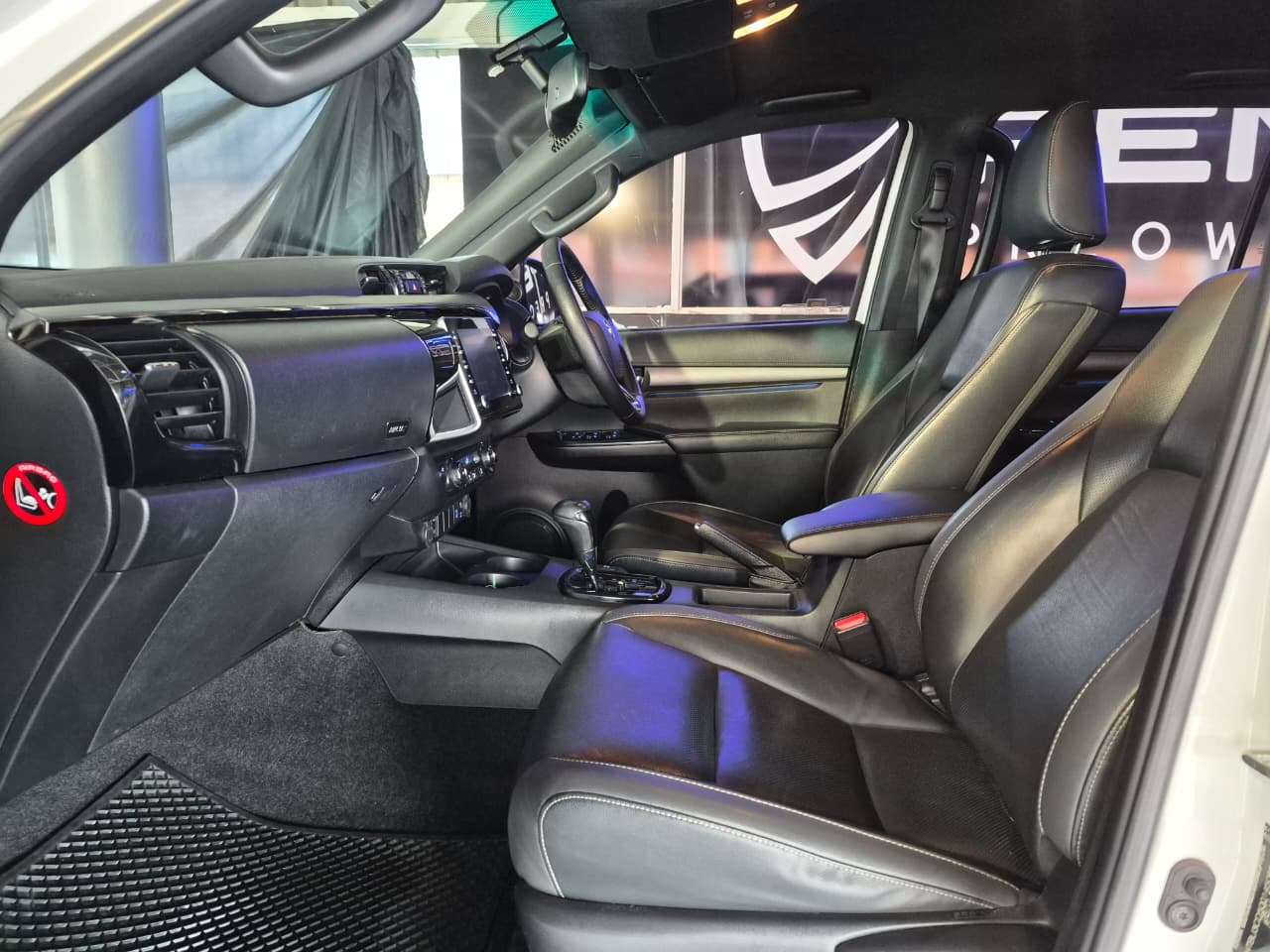 2021 Toyota Hilux image 12