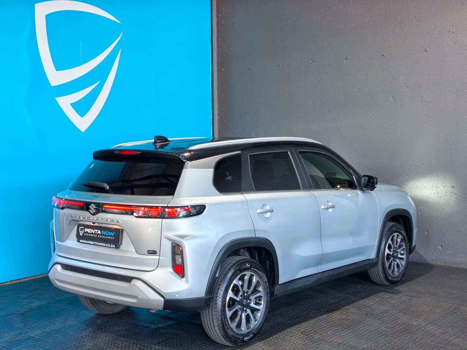 2025 Suzuki Grand image 3