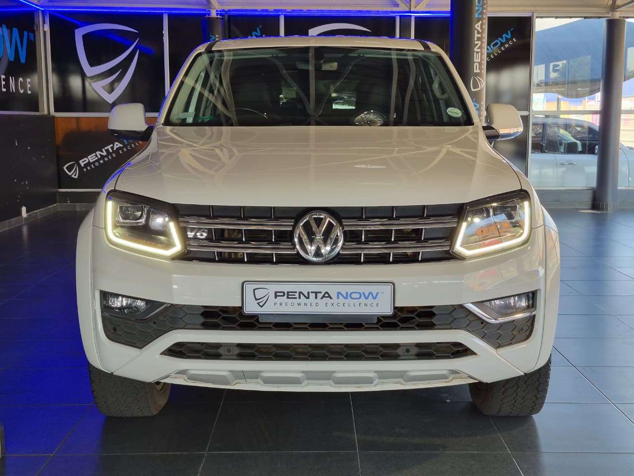 2022 Volkswagen Amarok image 2
