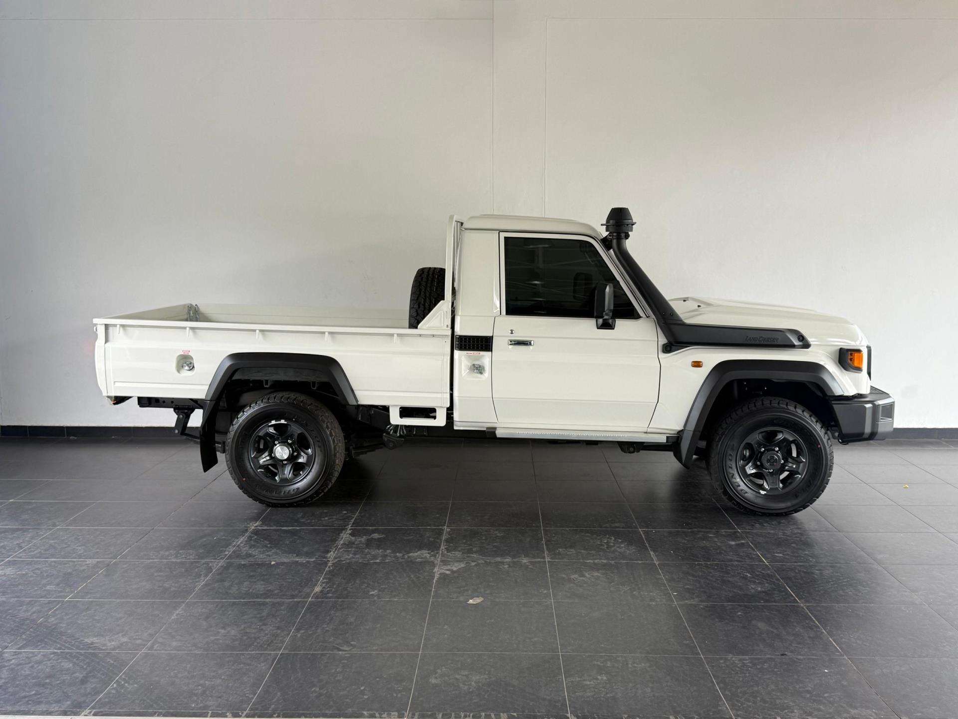 2026 Toyota Landcruiser image 4