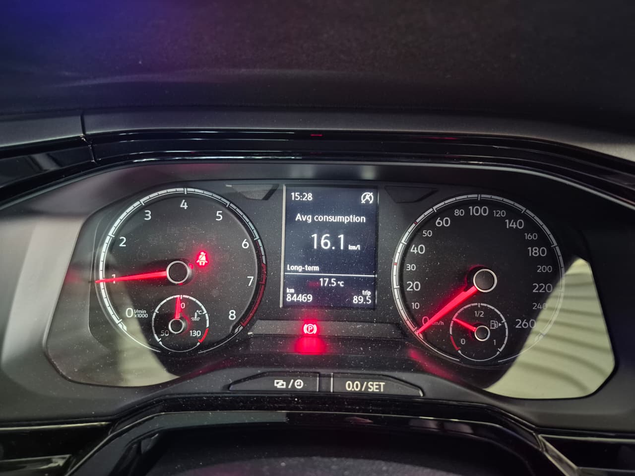 2018 Volkswagen Polo image 10