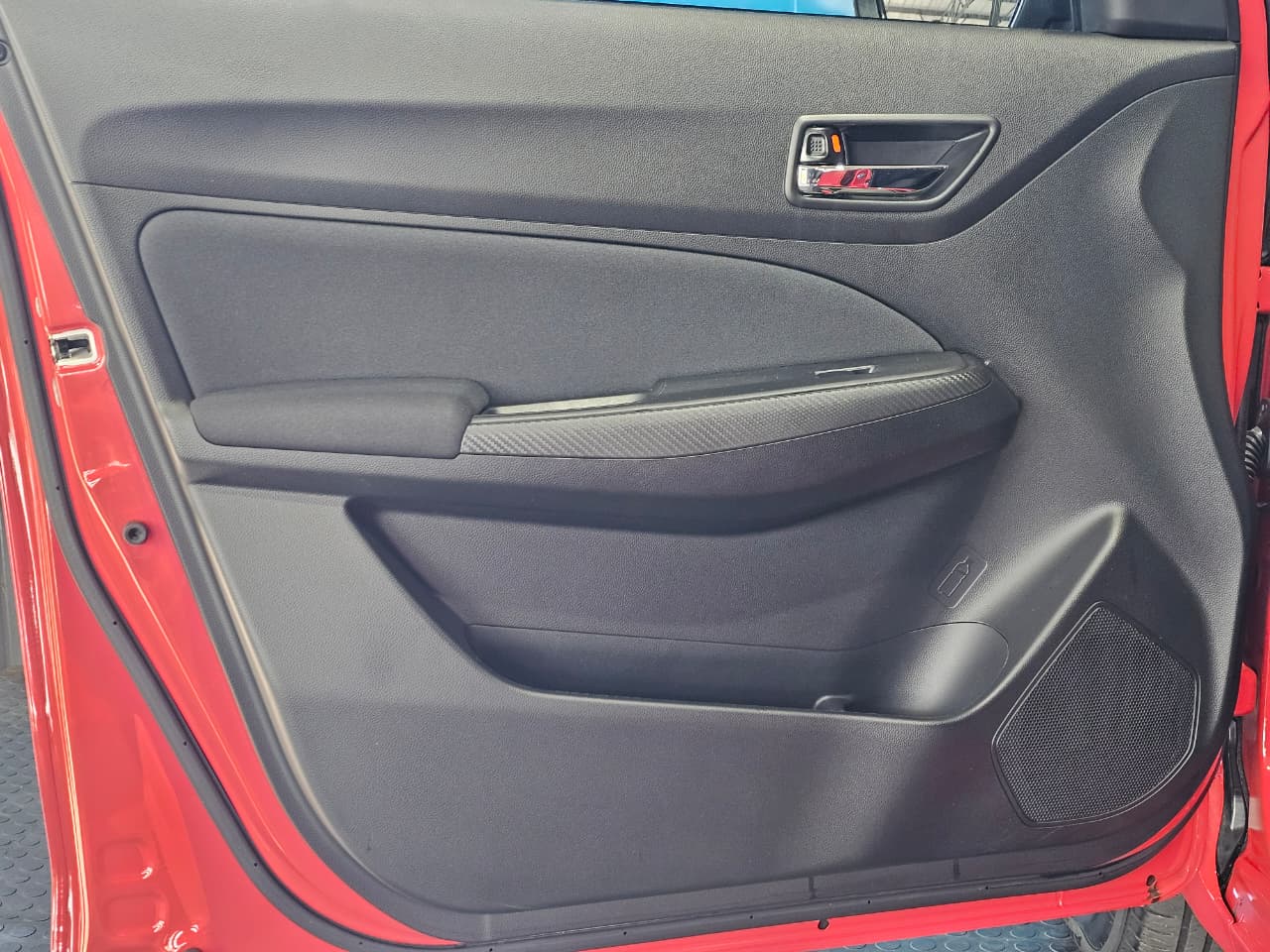 2024 Suzuki Swift image 15