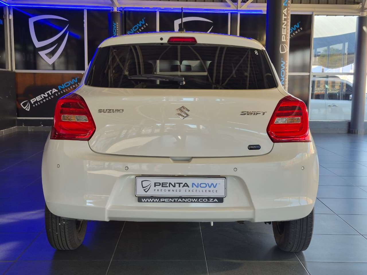 2022 Suzuki Swift image 5