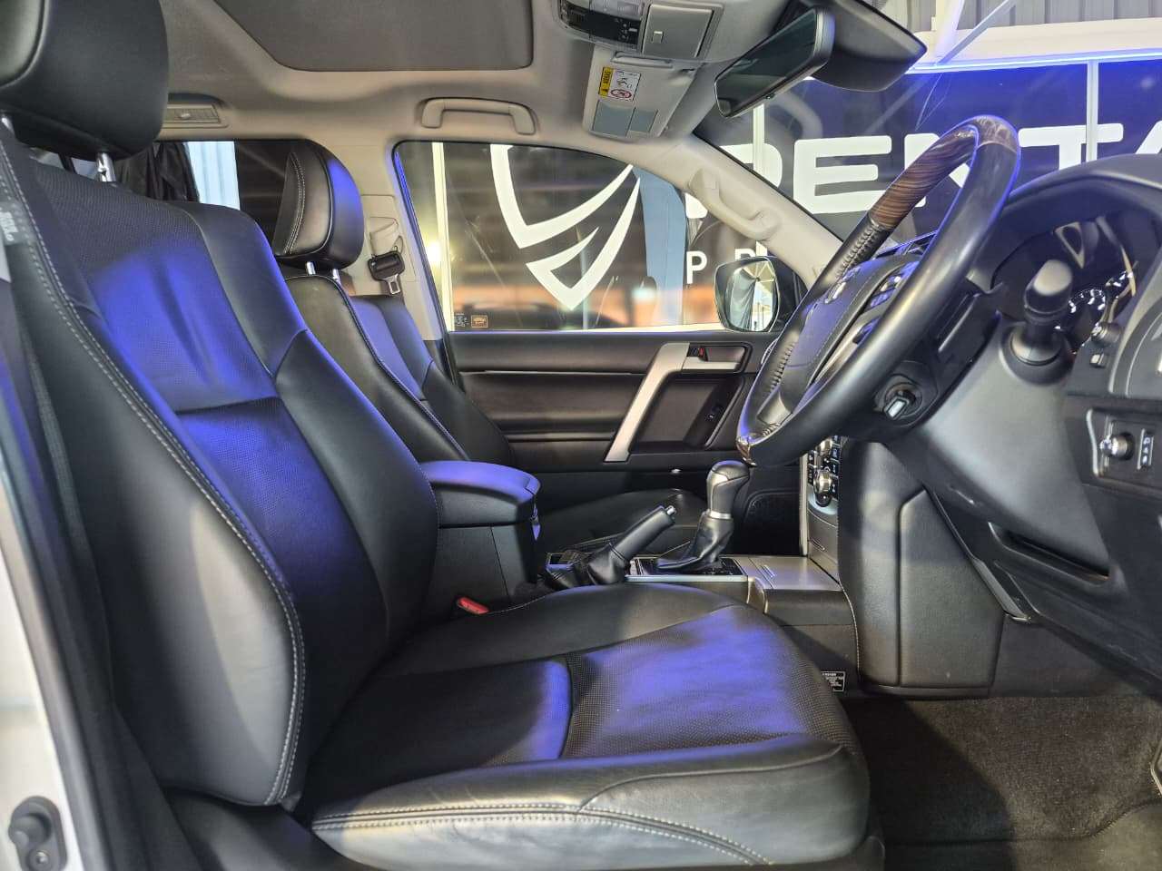 2023 Toyota Prado image 14