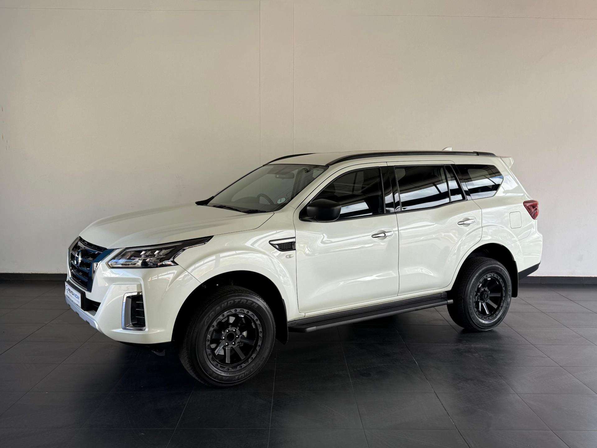 Nissan - Terra