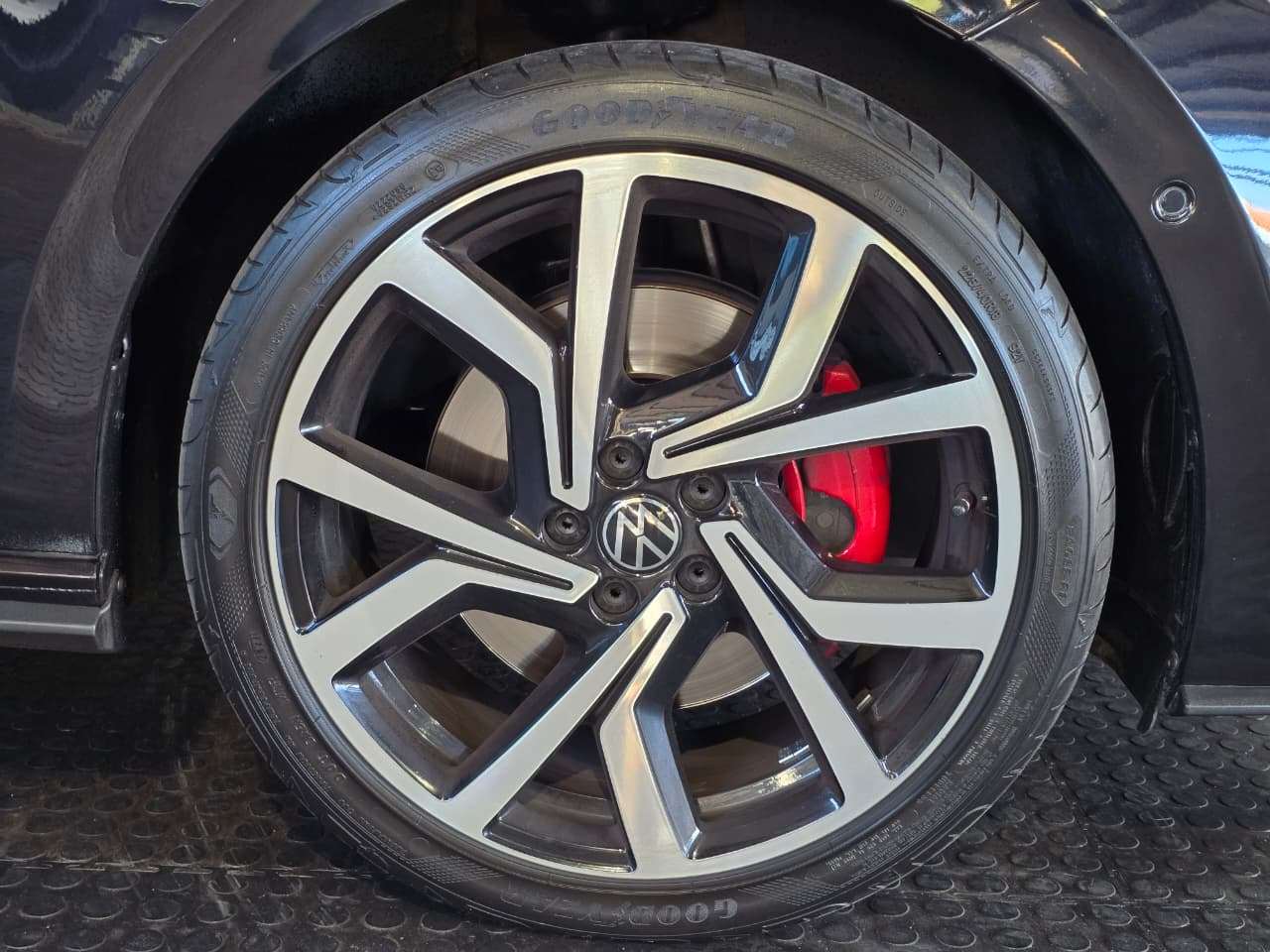 2021 Volkswagen Polo image 8