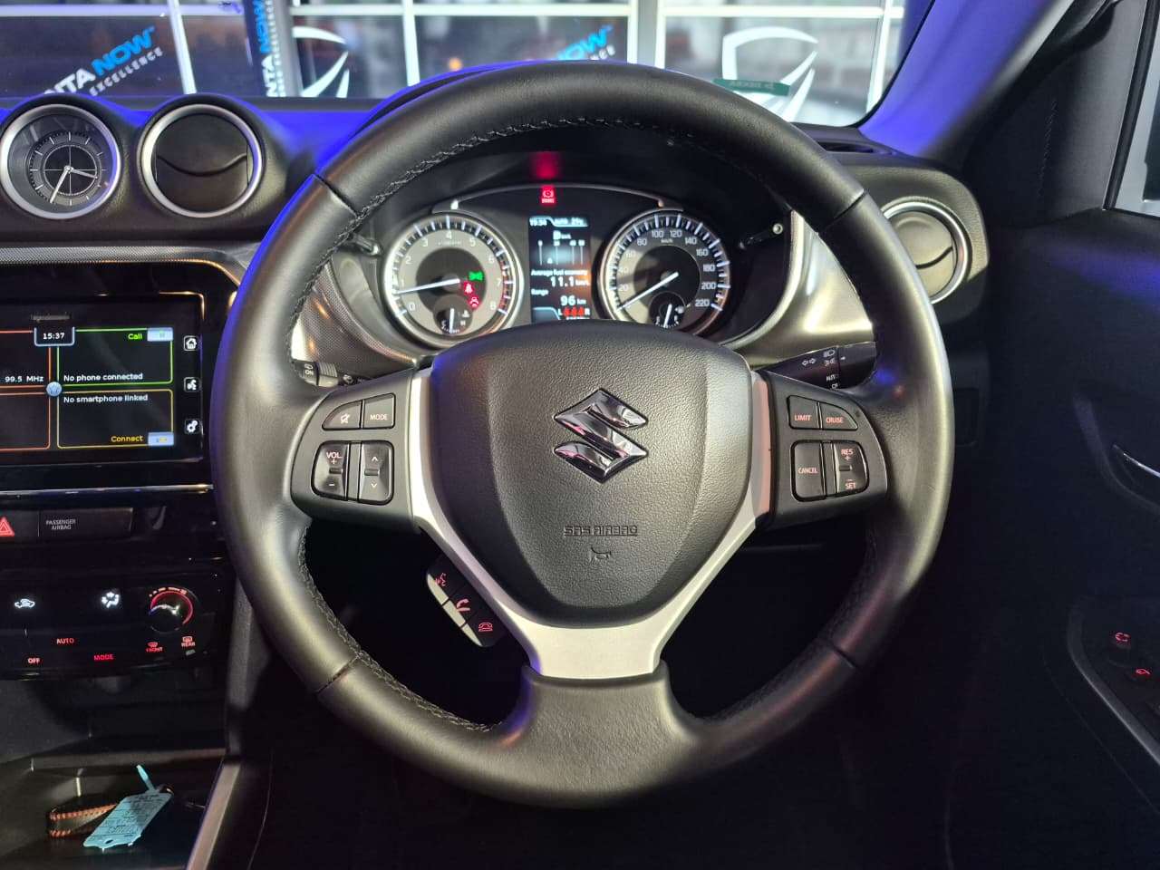 2024 Suzuki Vitara image 8