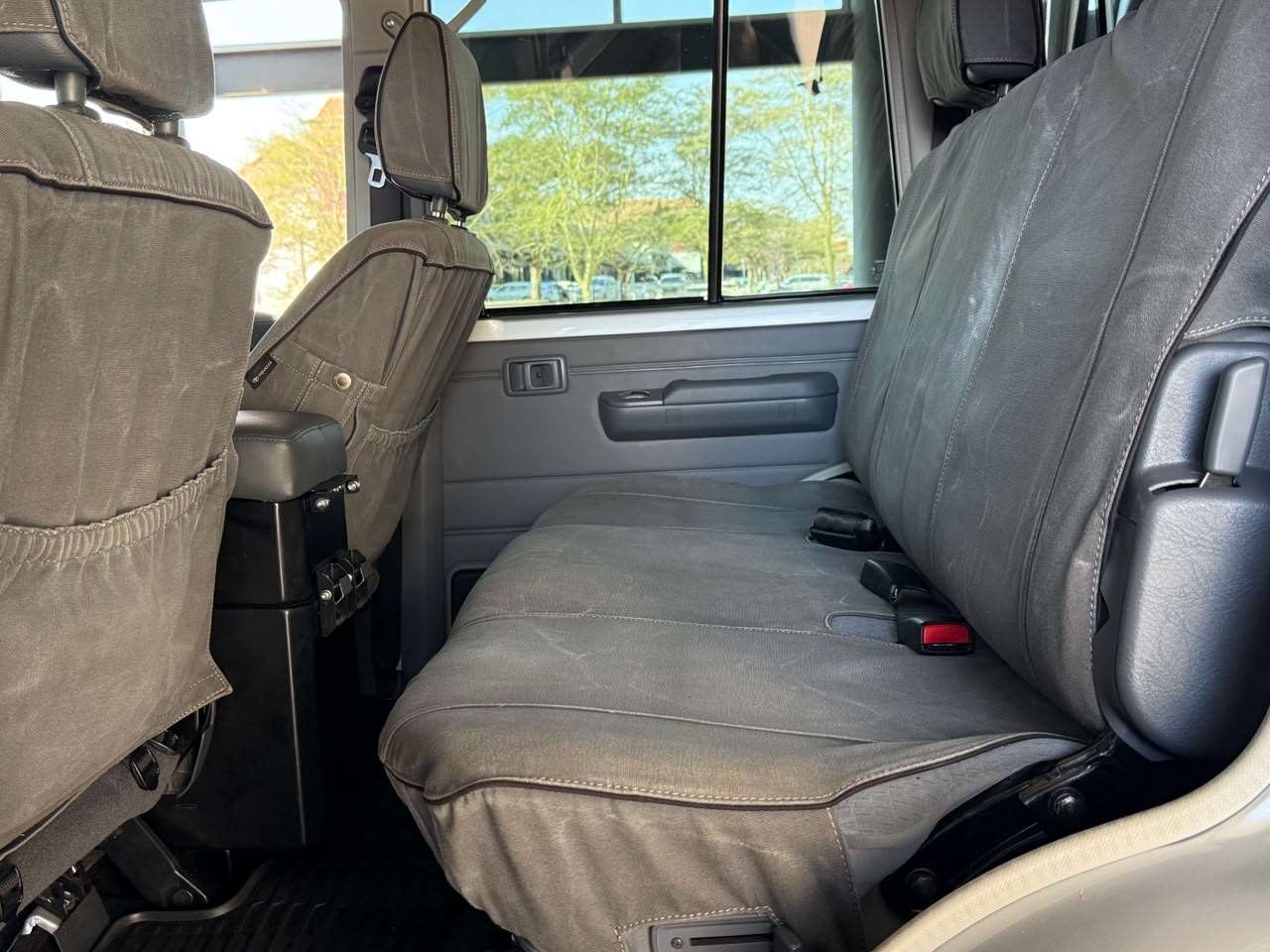 2021 Toyota Landcruiser image 16