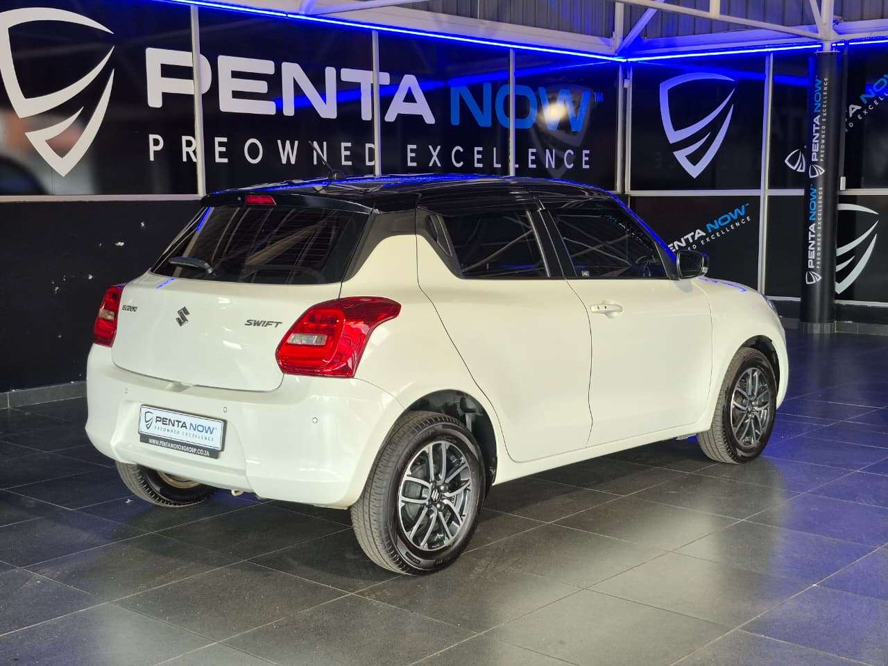 2023 Suzuki Swift image 6