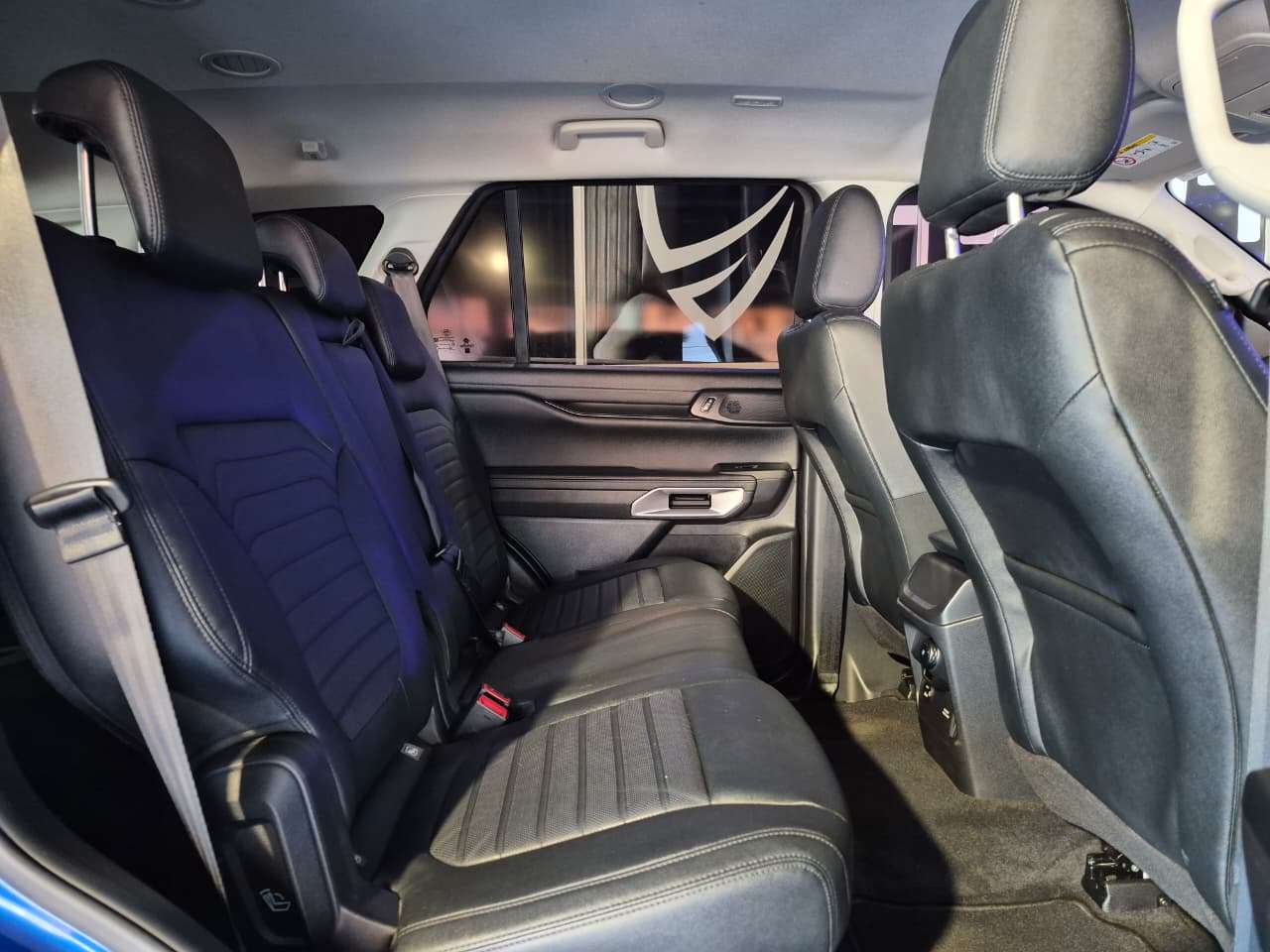 2024 Ford Everest image 15
