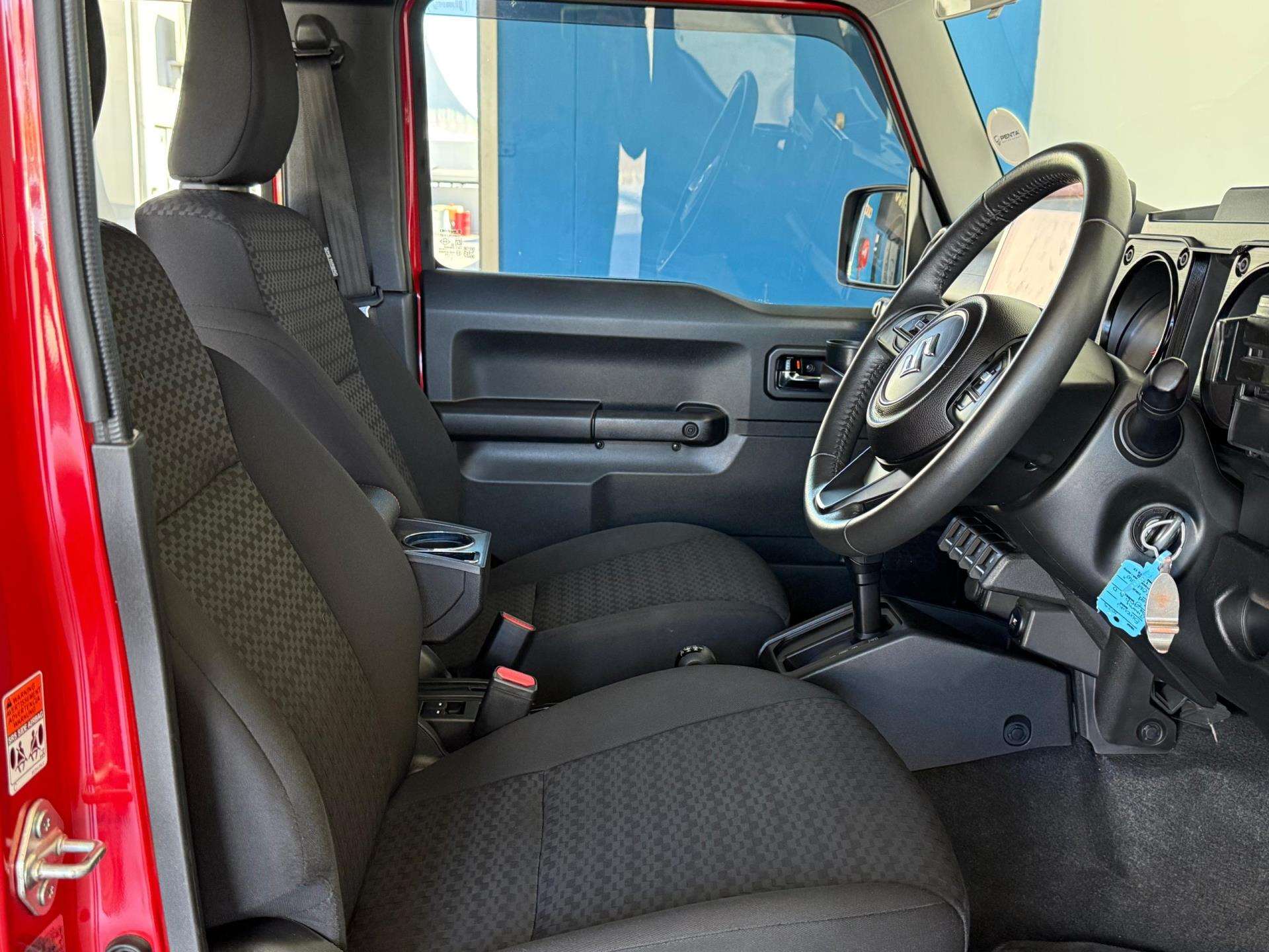 2025 Suzuki Jimny image 13