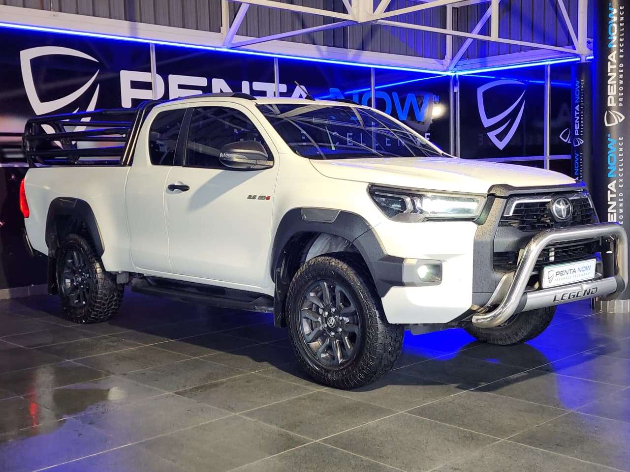 2025 Toyota Hilux image 3