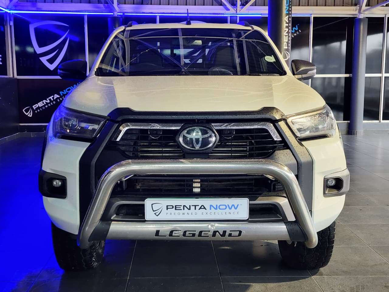 2025 Toyota Hilux image 2