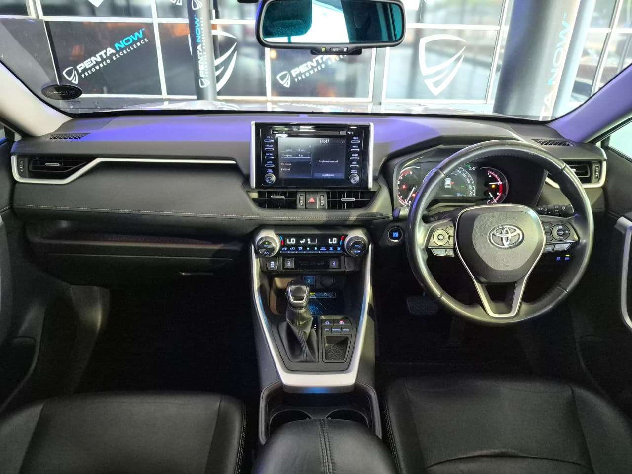 2020 Toyota Rav4 image 7