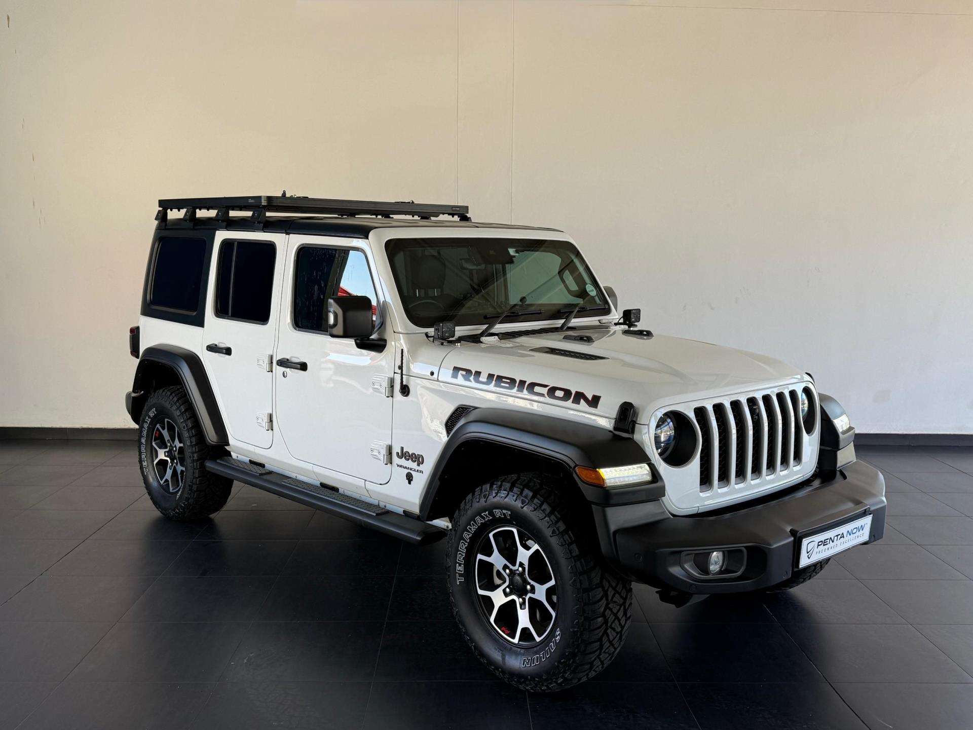 2023 Jeep Sport image 3
