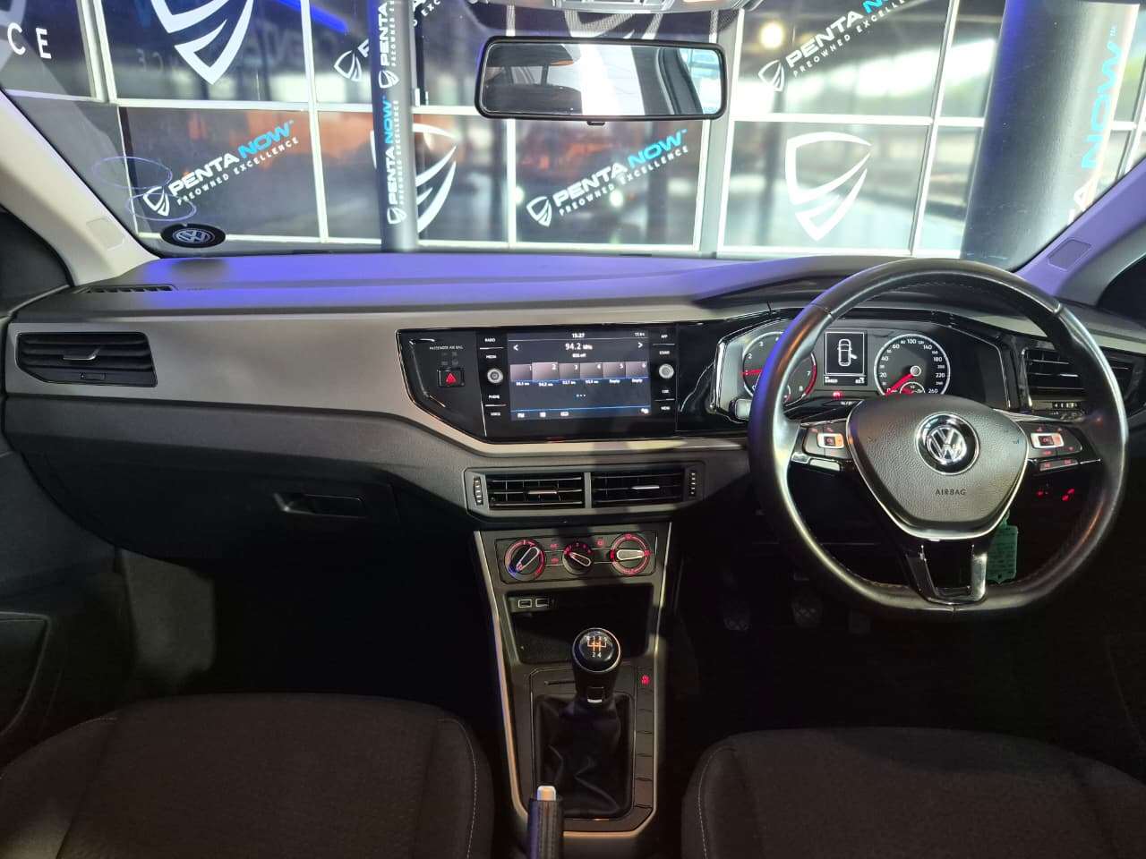 2018 Volkswagen Polo image 7