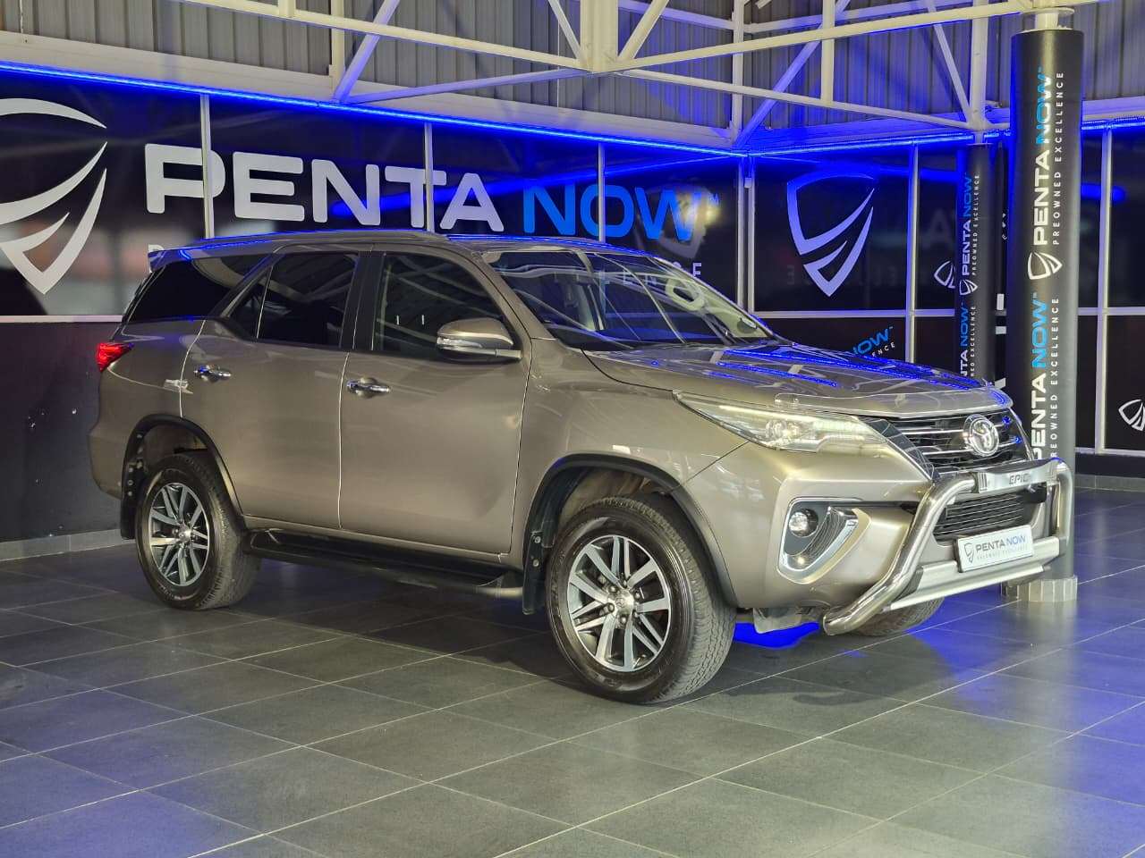 2020 Toyota Fortuner image 3