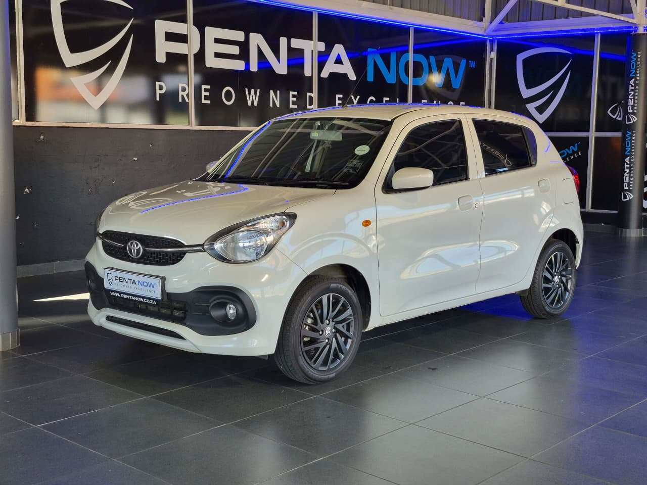 Toyota - Vitz