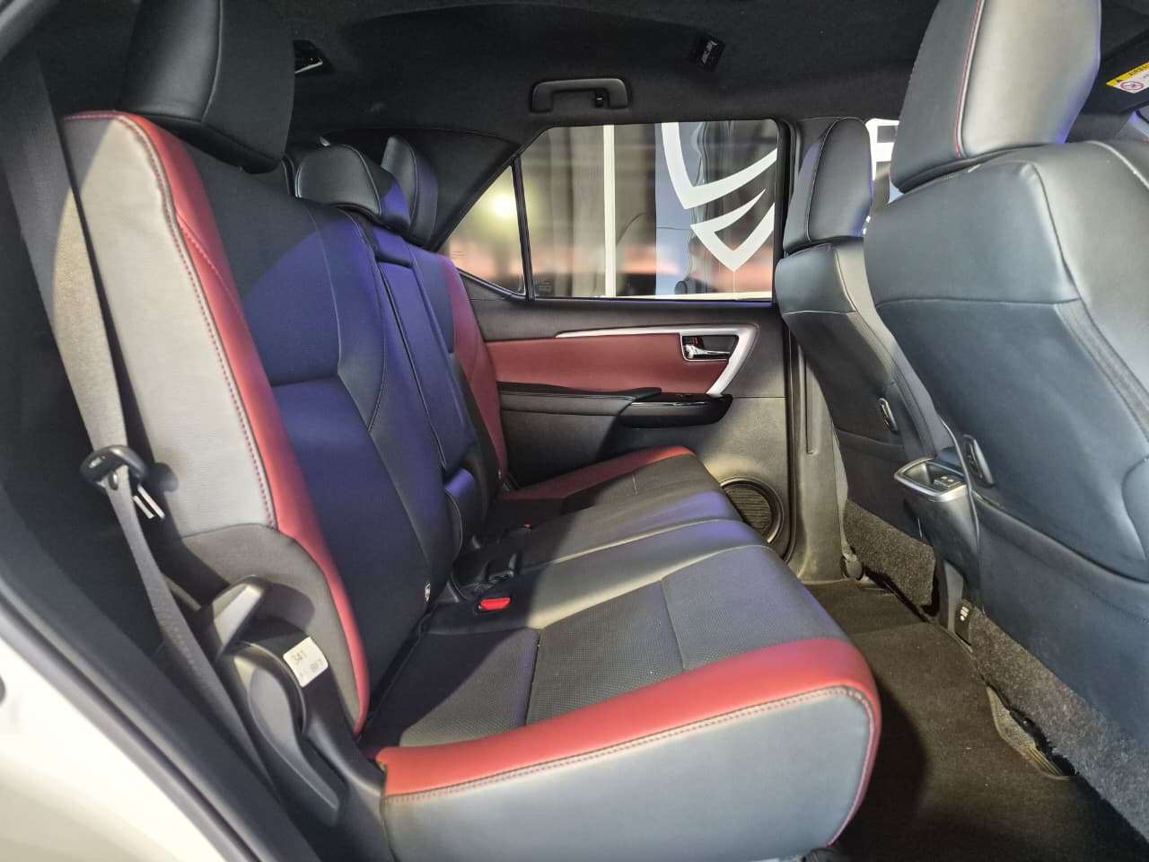2024 Toyota Fortuner image 13