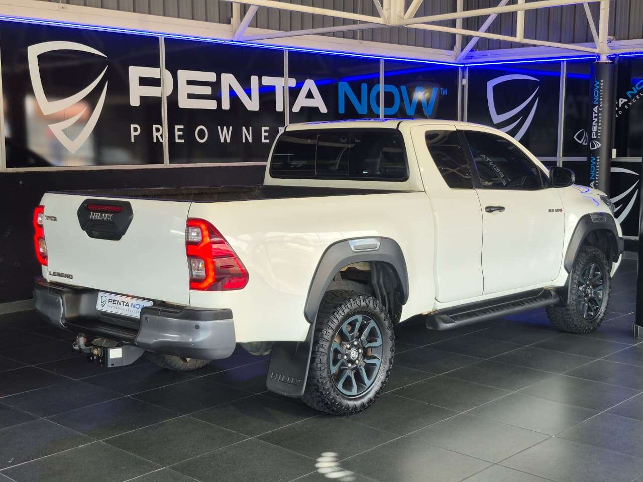 2025 Toyota Hilux image 6
