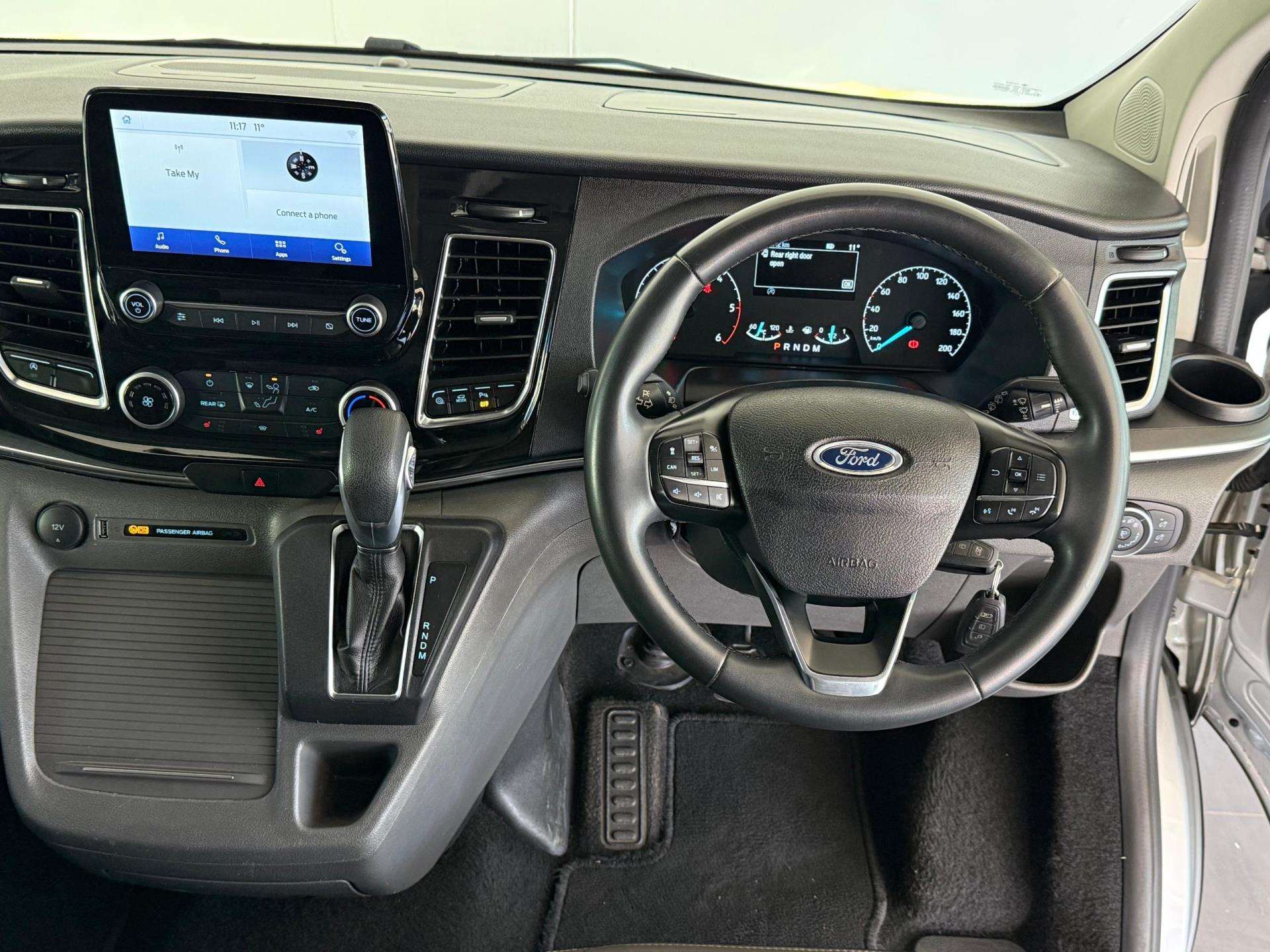 2023 Ford Tourneo image 11