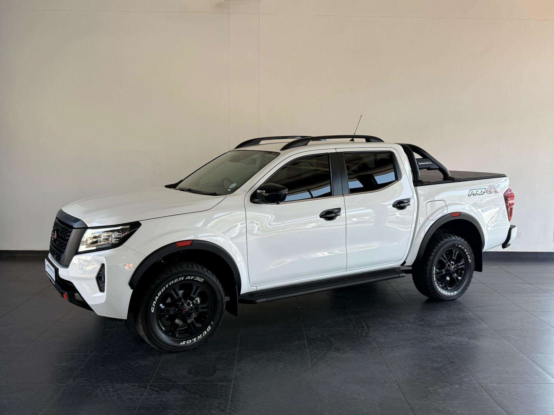 Nissan - Navara