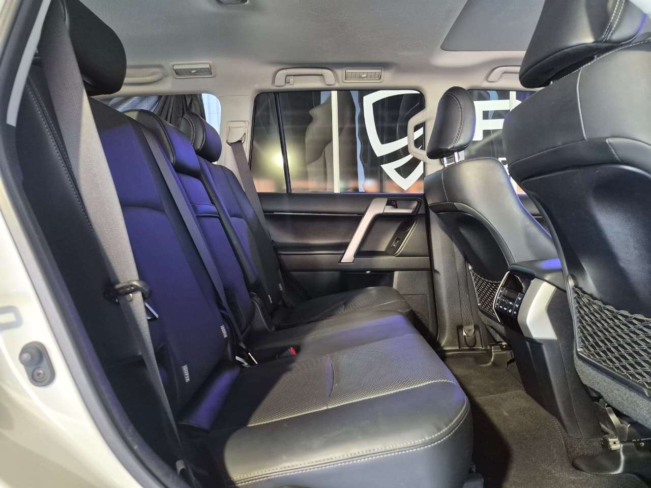 2023 Toyota Prado image 15