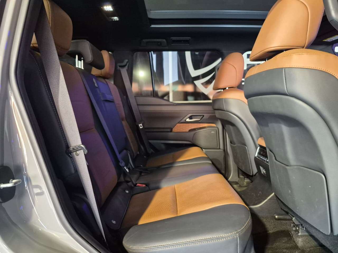 2025 Lexus Gx 550 image 14