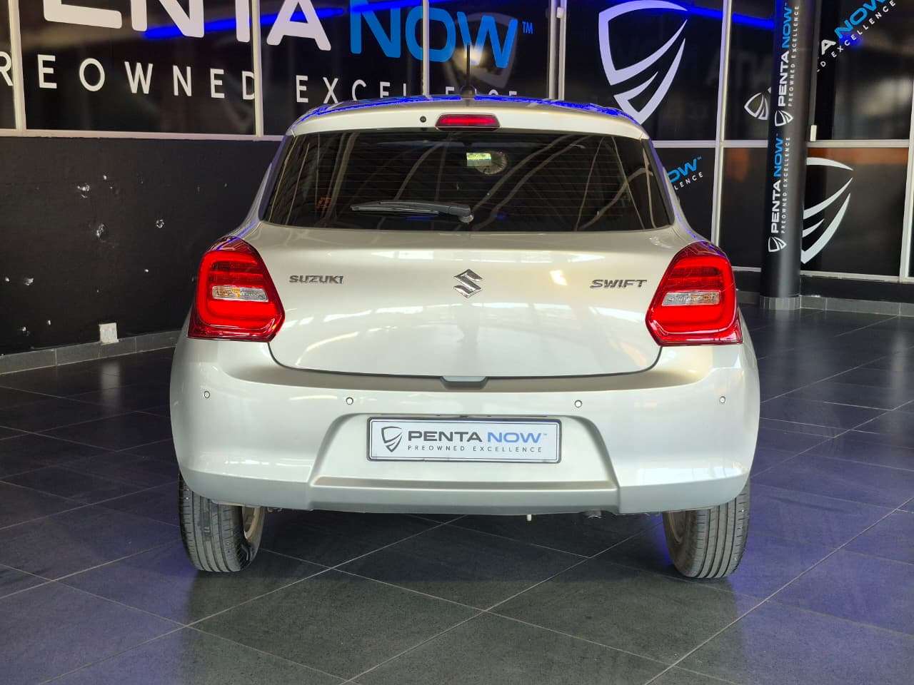 2022 Suzuki Swift image 4