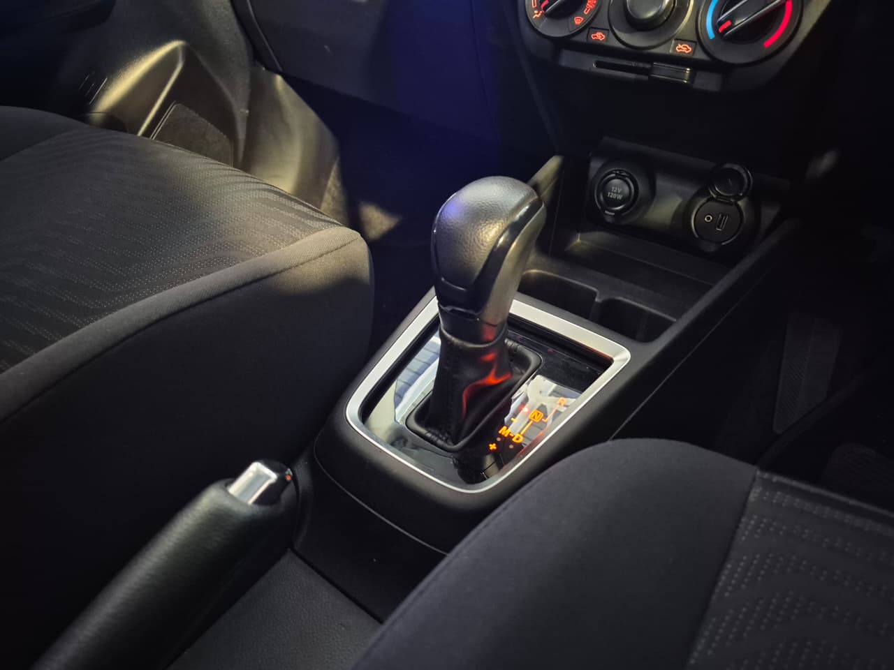 2022 Suzuki Swift image 9