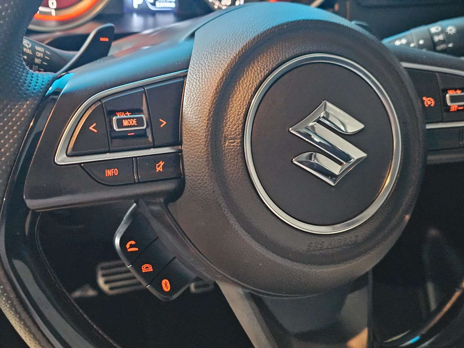 2025 Suzuki Swift image 13