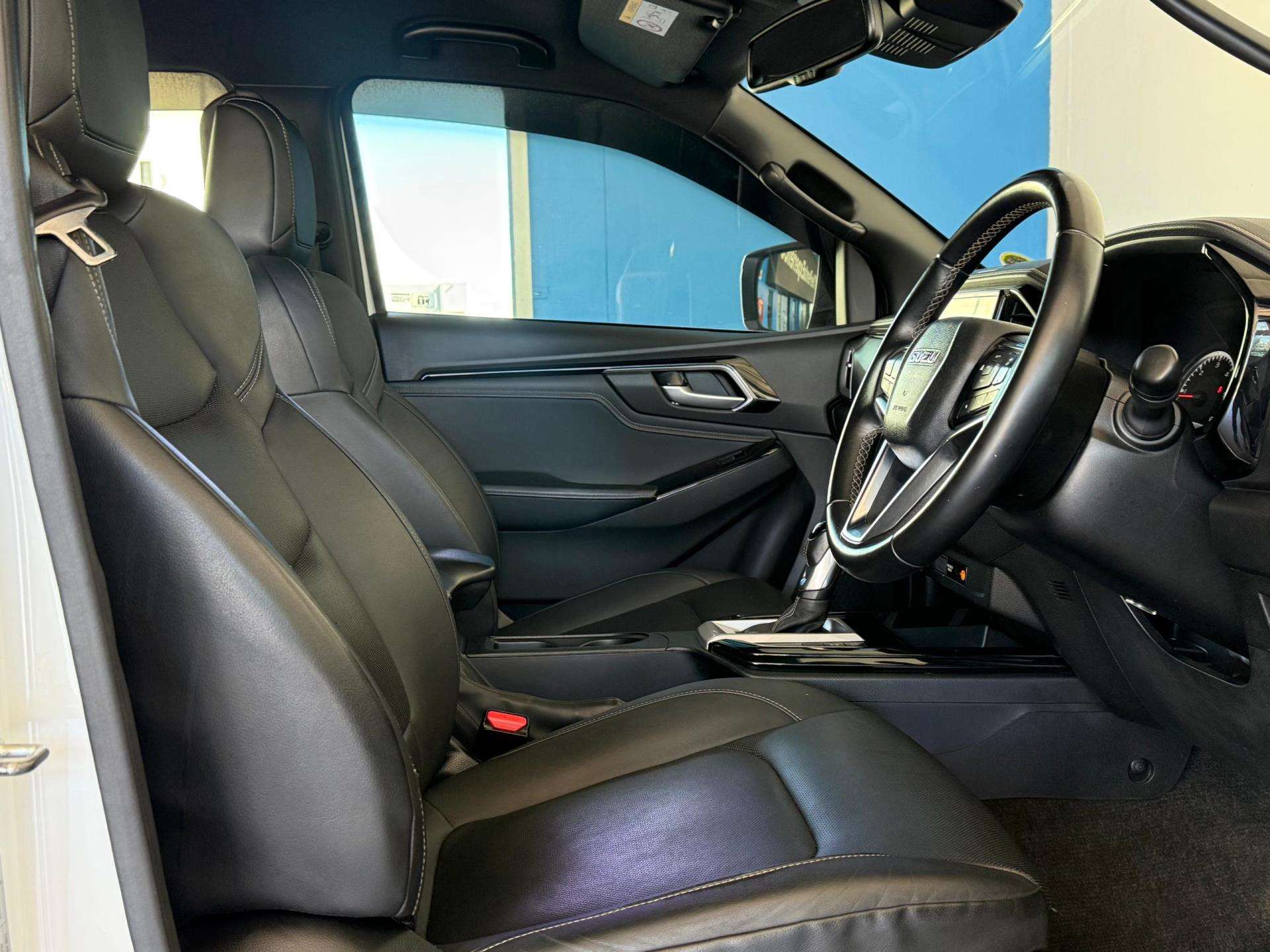 2022 Isuzu D-max image 13