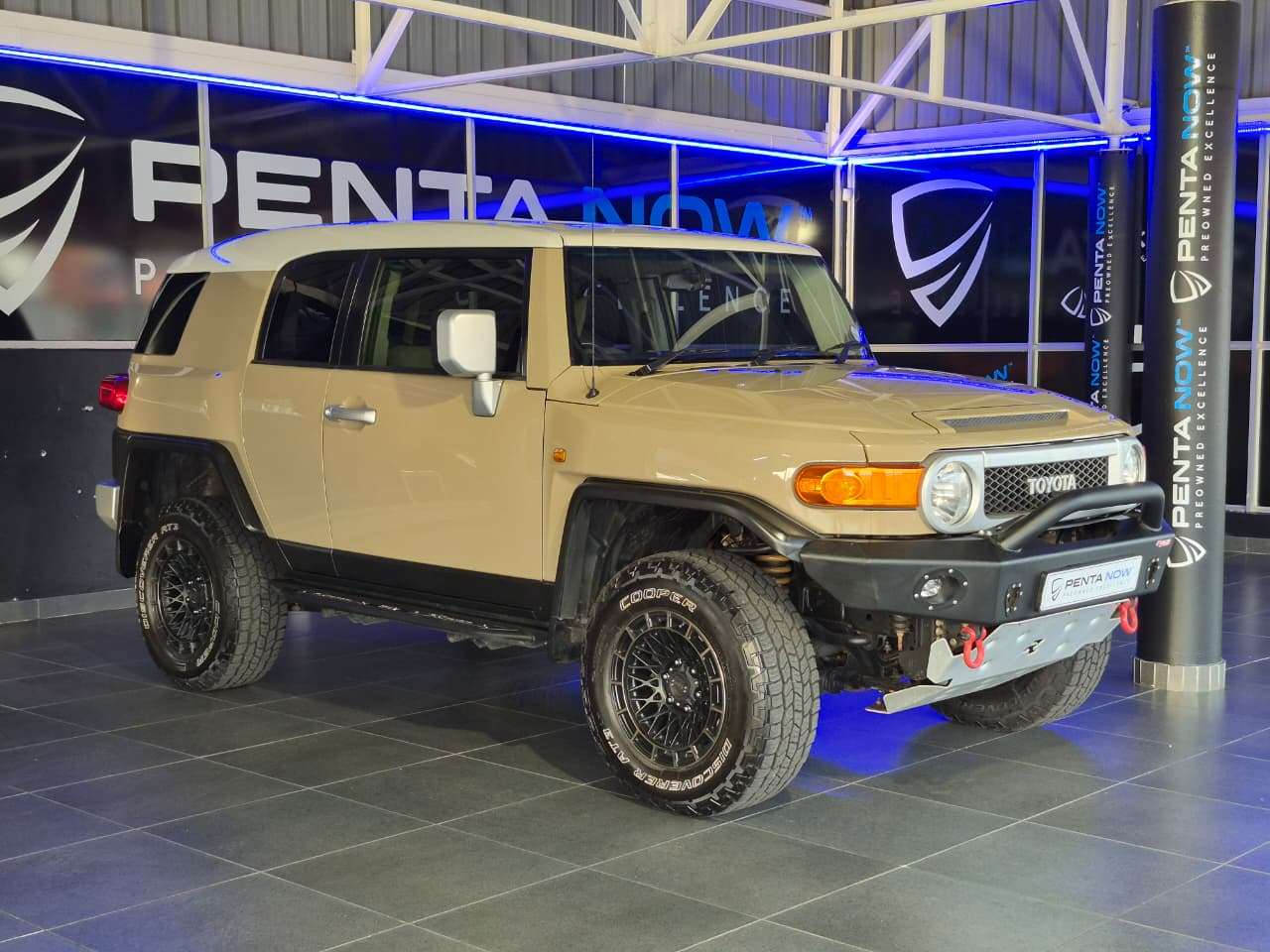 2018 Toyota Fj Cruiser image 3