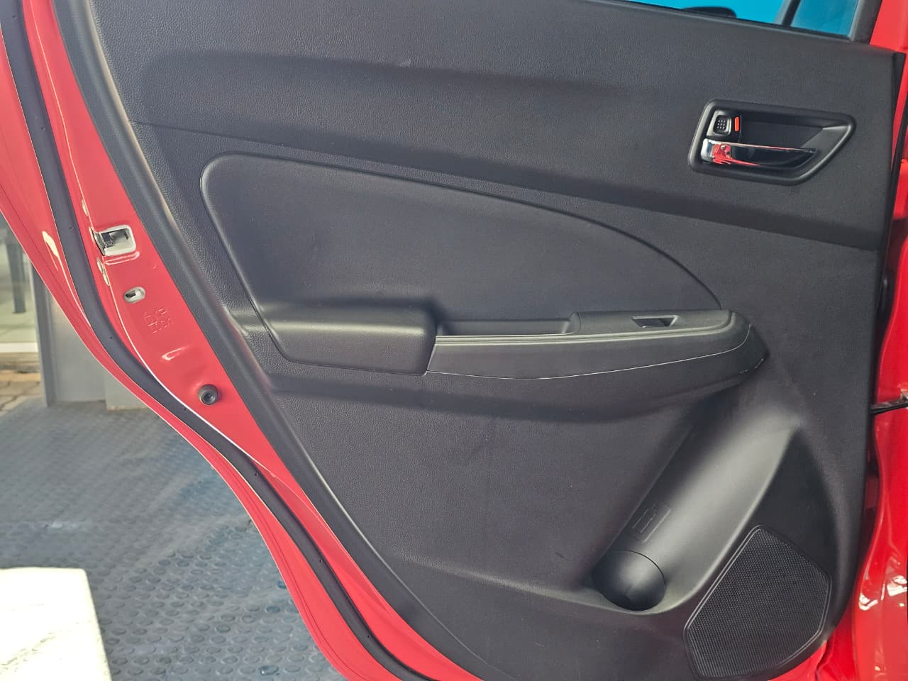 2024 Suzuki Swift image 16