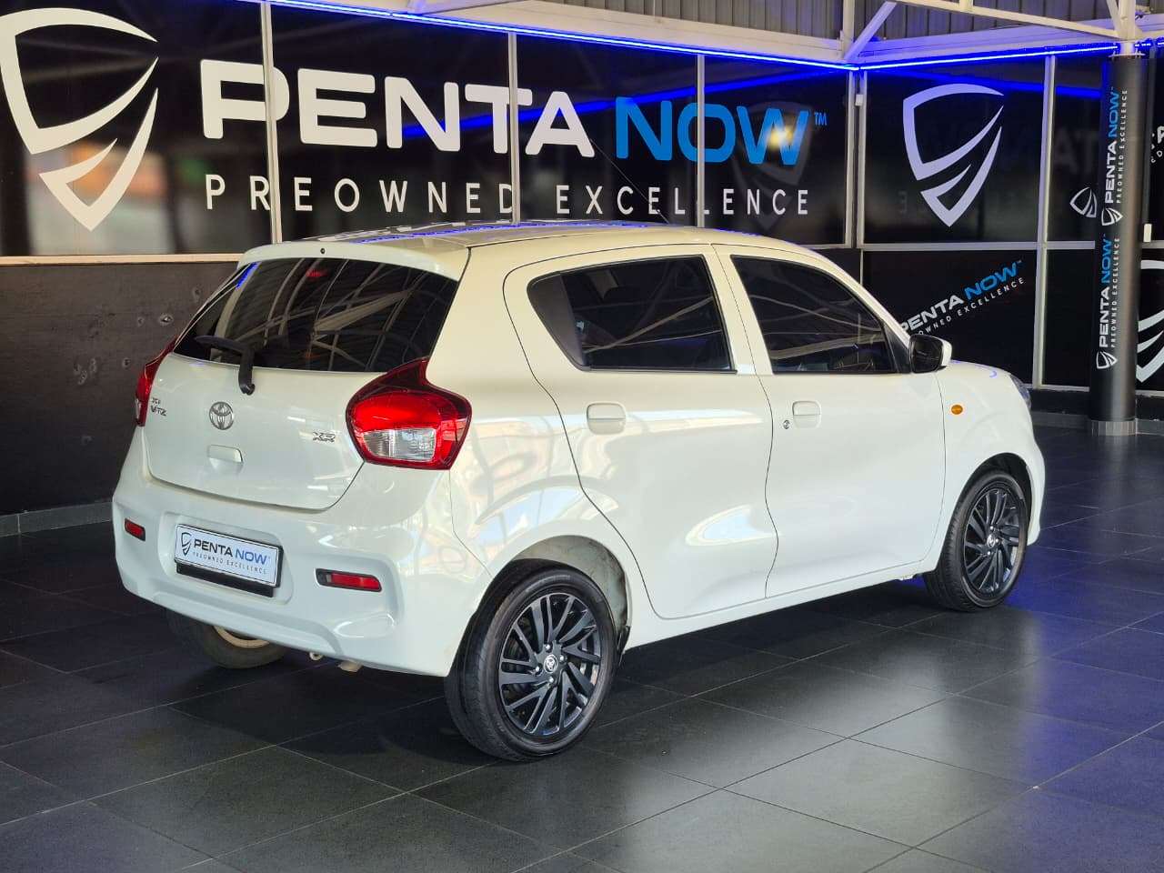 2024 Toyota Vitz image 6